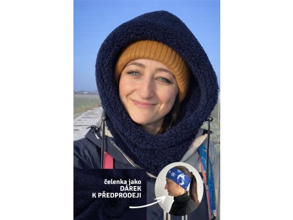 kukla na venceni tmave modra 1