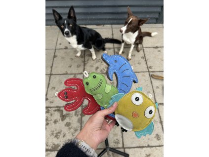 Wooffee kožená hračka