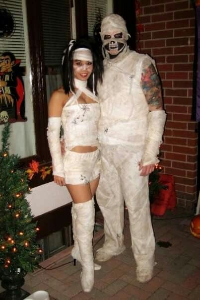 DIY halloween kostým mumie pro páry