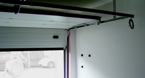 Vloupání do garáží II. Jak posílit zabezpečení garážových vrat?