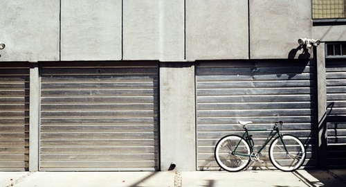Vloupání do garáží I. Jak probíhají a co bývá příčinou?