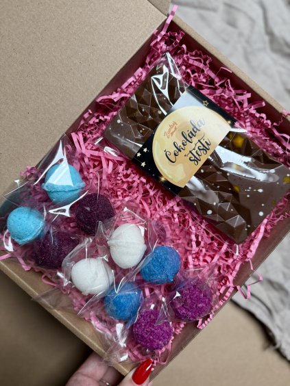 VODNÁŘ box I. - 10 Drinkových bomb a Čokoláda štěstí