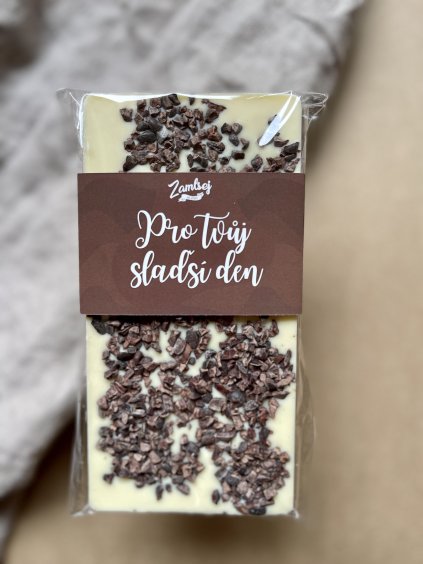 Pro tvůj sladší den - bílá čokoláda s kakaovými boby