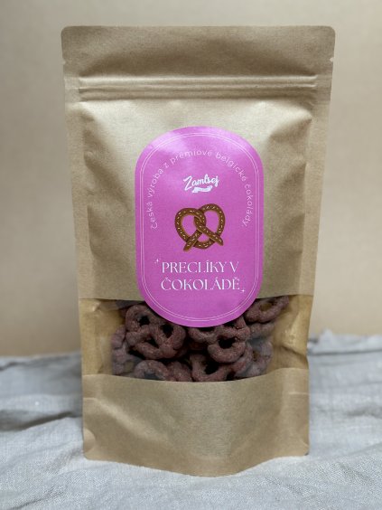 Preclíky v mliečnej čokoláde s jahodami - 150 g