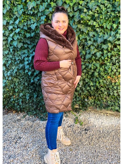 Čokoládová zateplená vesta s kožušinou