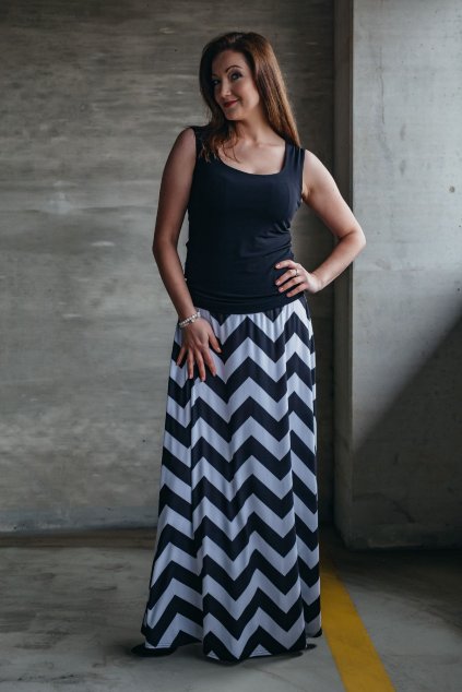 Dlouhá sukně - cik cak černobílá
