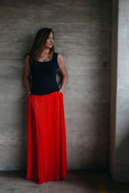 Dlouhá sukně - plisovaná červená