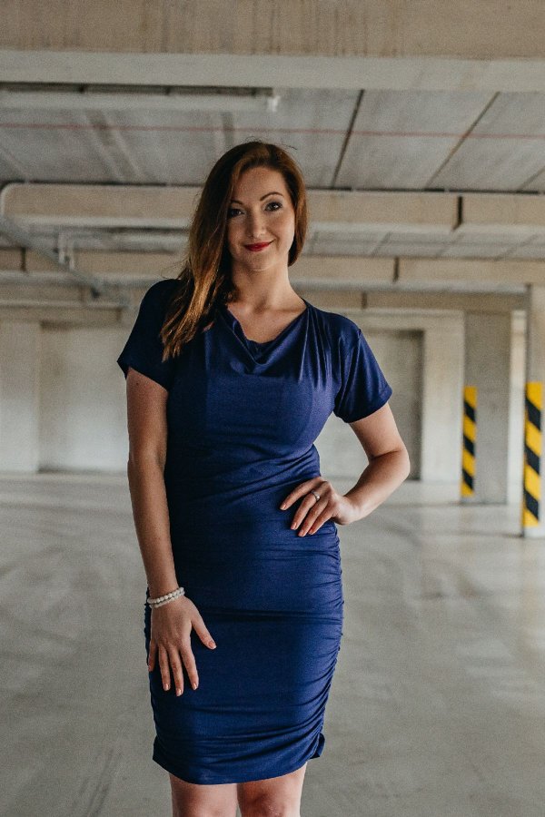 Ester - tmavě modré