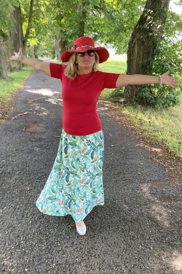 Dlouhá sukně - zelené listy