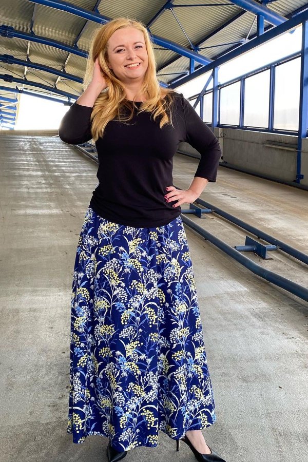 Dlouhá sukně - barevné květy