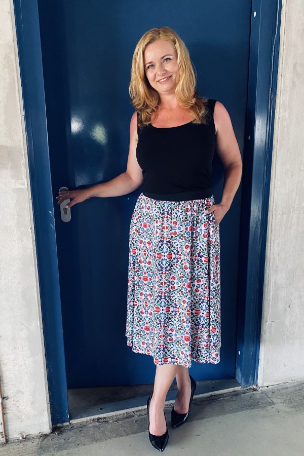 MIDI sukně -  folklór srdíčko Zannia