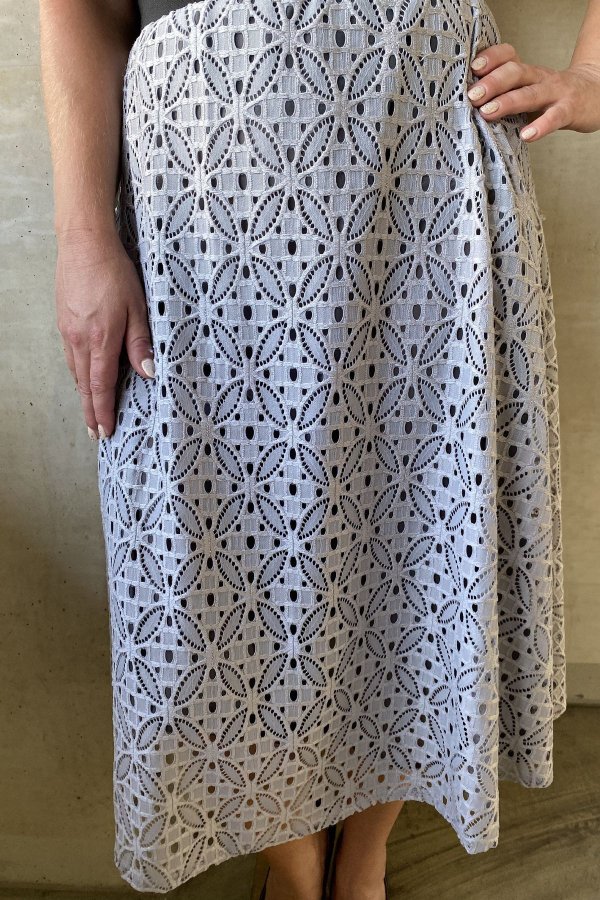 MIDI sukně - krajková - šedá