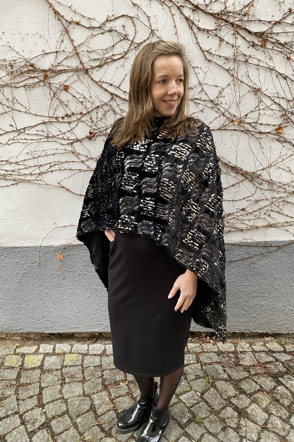 Pončo / hacafrak černo-stříbrné 2