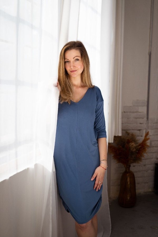 Sára - ocelově modré