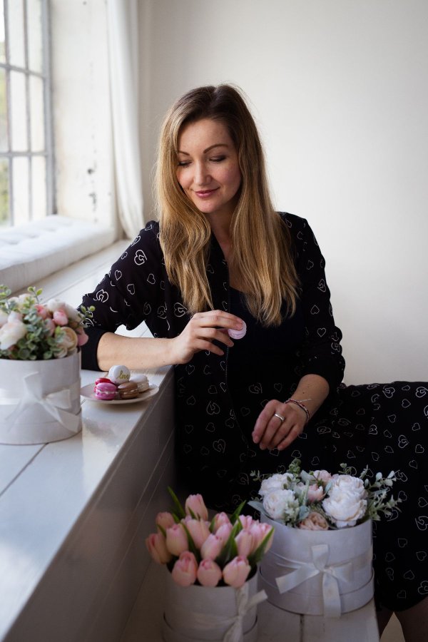 MIDI sukně - černobílé srdíčka