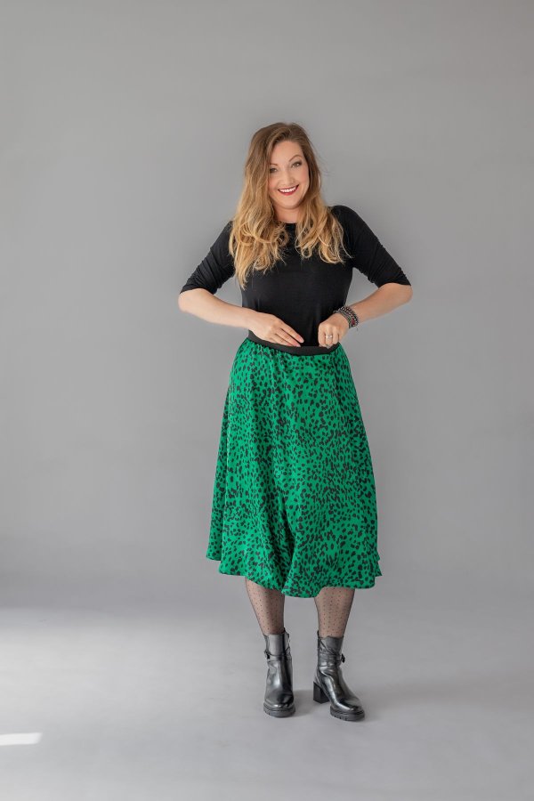 MIDI sukně - saténová - zvířecí vzor