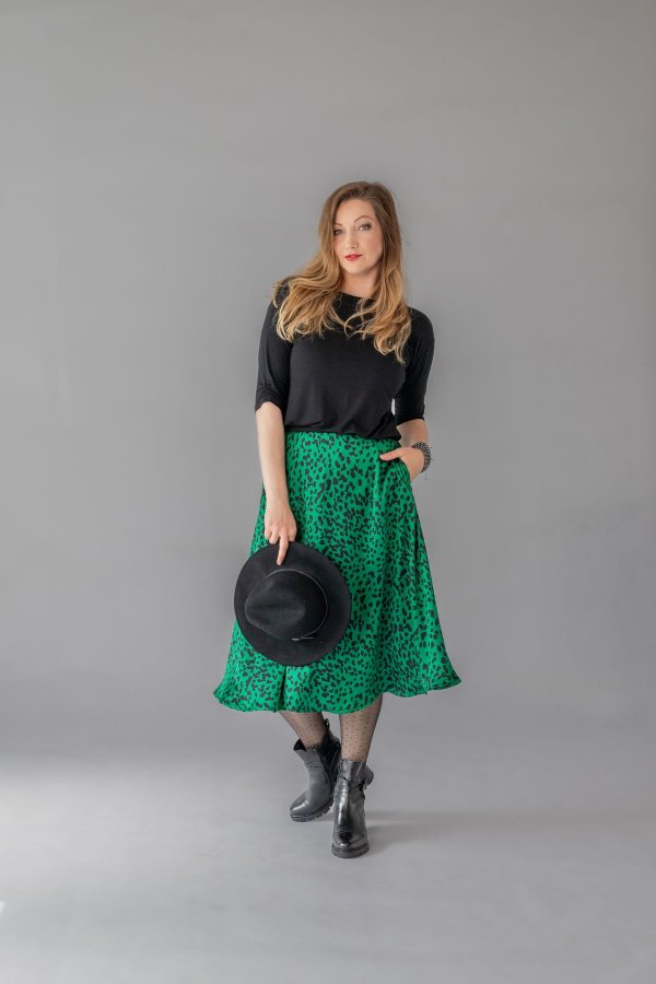 MIDI sukně - saténová - zvířecí vzor