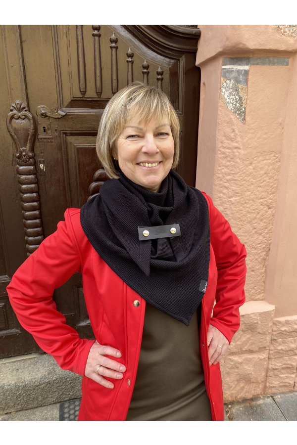 SET - šátek a čepice - černý