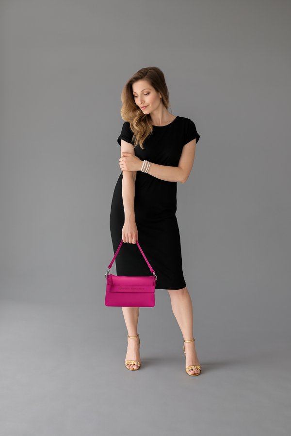 F4EFA75D 69CA 4230 8412 E7A64DD18F43