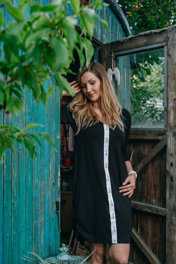 Sára - černé - bíla stuha