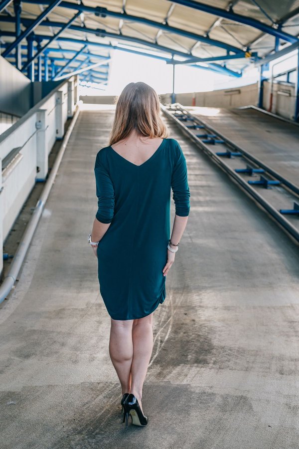 Sára - lahvově zelené