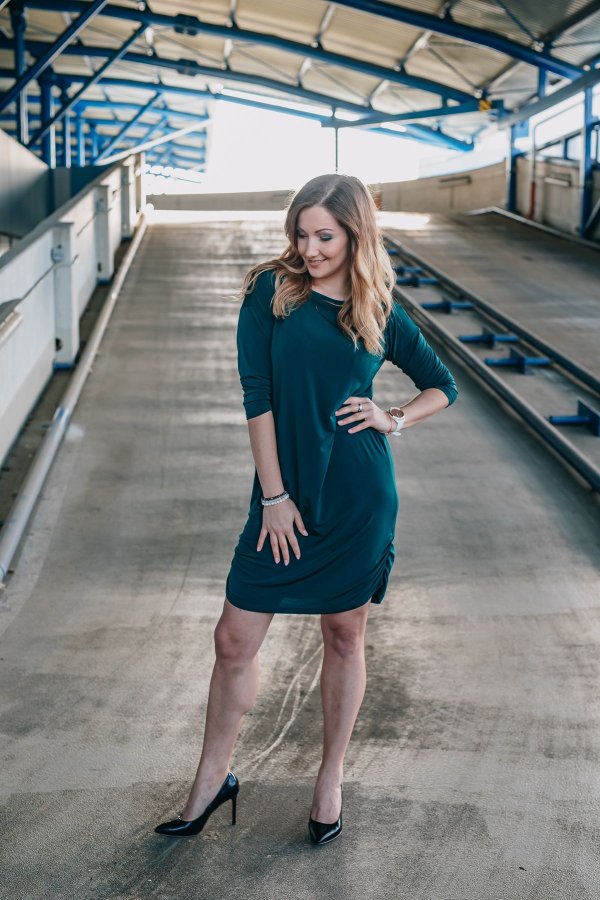 Sára - lahvově zelené