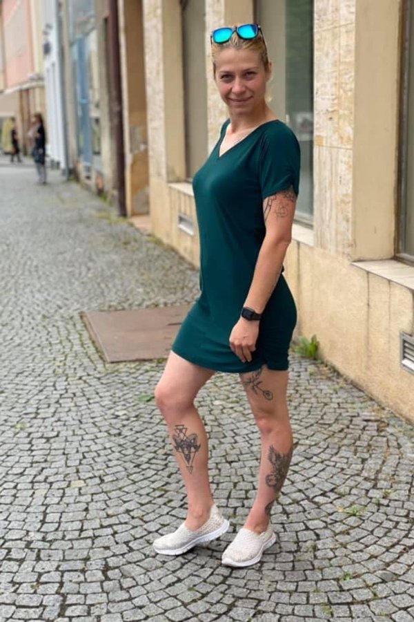 Sára - lahvově zelené