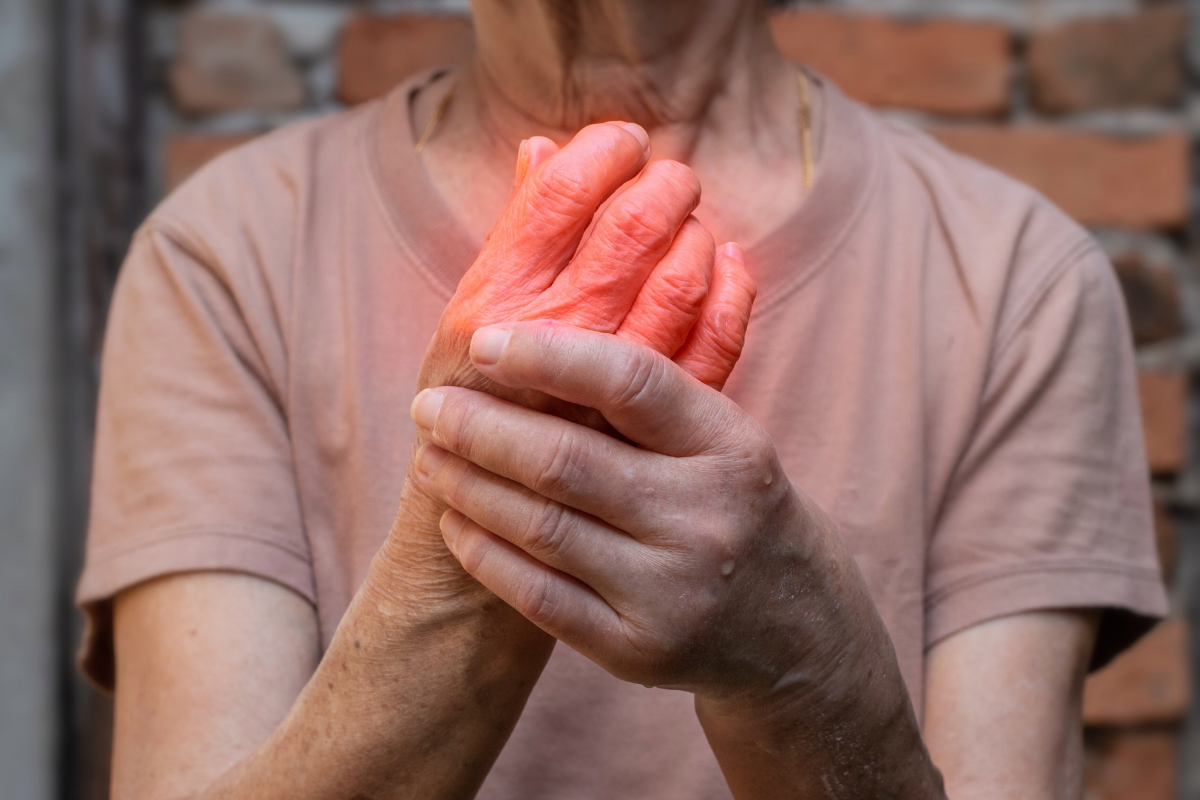 Мъчи ли ви дълготрайно възпаление, ревматизъм или подагра? Посегнете към природно облекчение, което защитава и черния дроб