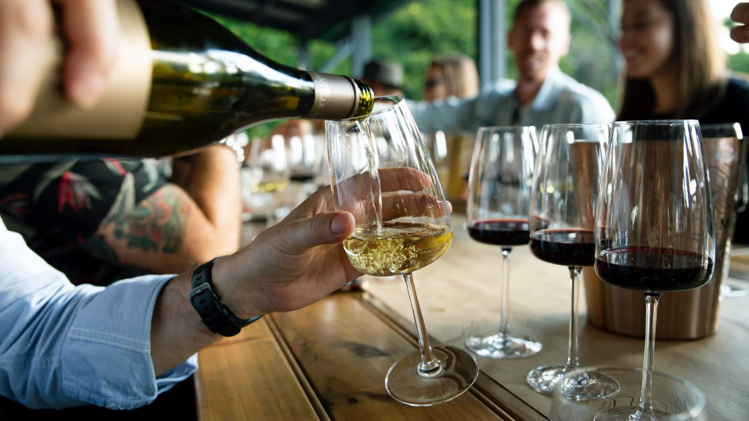 Vinobraní v Praze 2025, které nesmíte vynechat + bonus