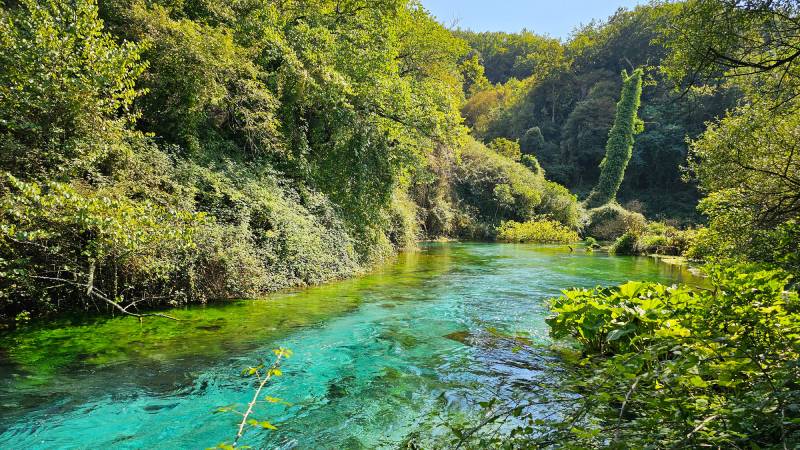 modre-oko-blue-eye-albanie