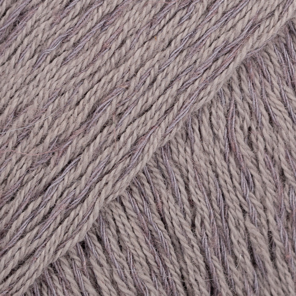 DROPS Belle 07 – šedá
