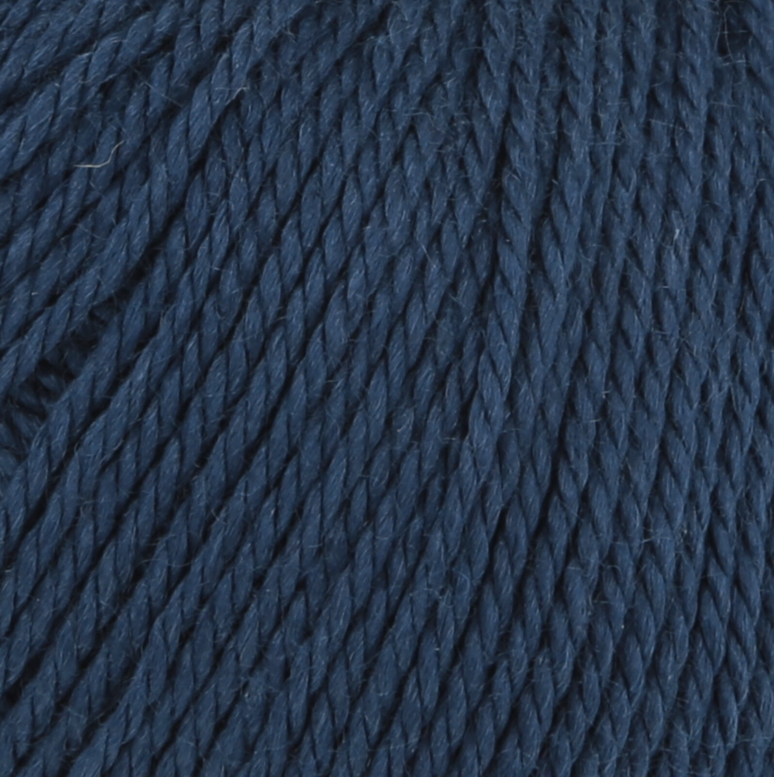 LANG Yarns Classic Silk (LANG) Classic Silk: 0025 Navy / Prussian Blue
