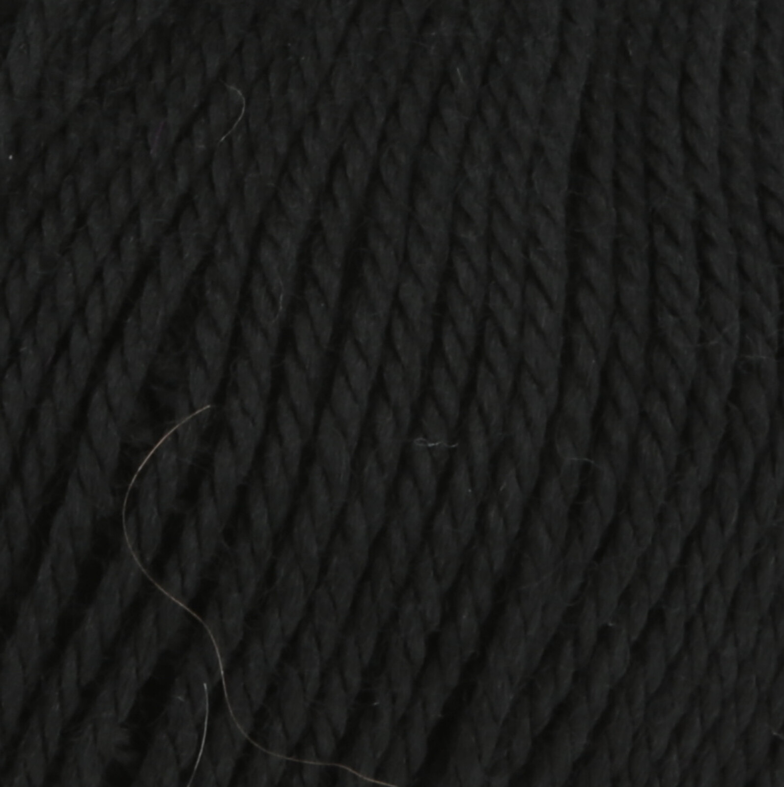 LANG Yarns Classic Silk (LANG) Classic Silk: 0004 Black