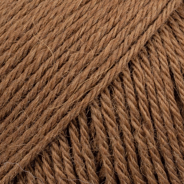 Garnstudio DROPS Design DROPS Nord DROPS Nord: 22 kaštanová