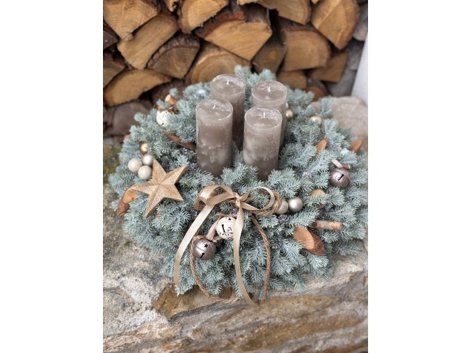 PREMIUM adventní věnec 50 cm (umělý)