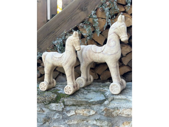 Luxusní keramický kůň v dekoru dřeva (2 velikosti)