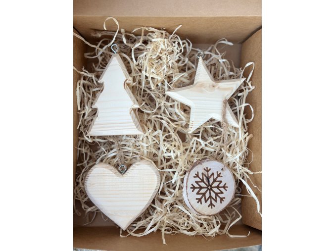 Set dřevěných ozdob (naše ruční výroba)