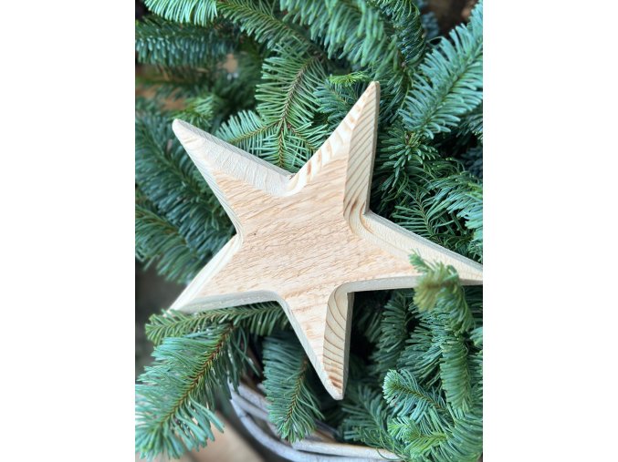 Ručně vyřezávaná hvězda RUSTIK