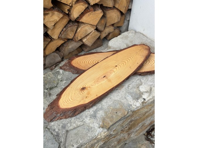 Dřevěný tác/podstavec