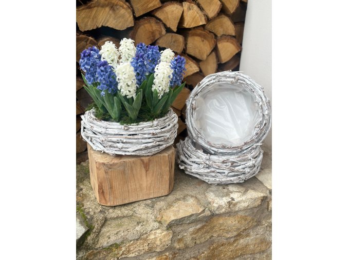 Proutěné hnízdo - bílé