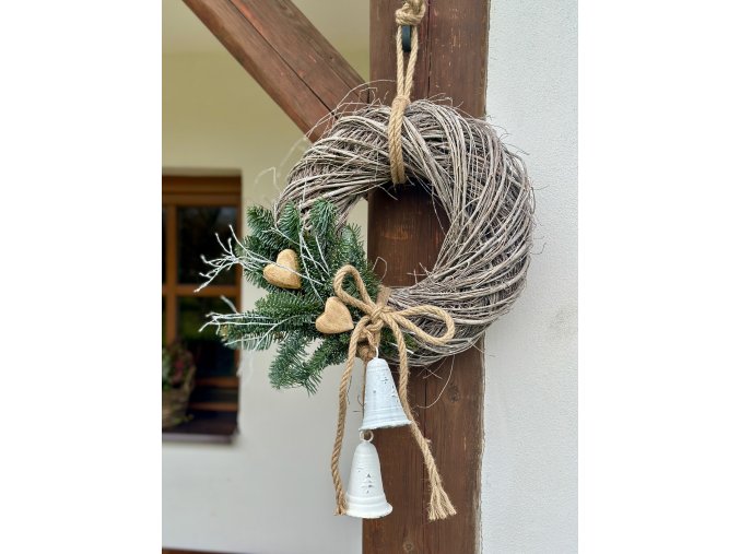 Zimní věnec Zvonkohra - 38 cm (odeslání od 10.11.)