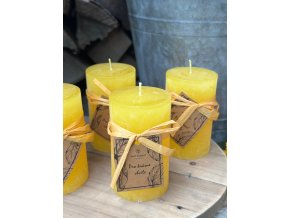 Žlutá rustik svíčka