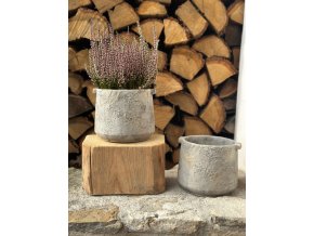 Betonový květináč RUSTIK