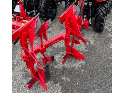 agrotrak pluh captain dvojradlicny otocny predradlice