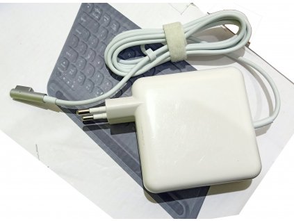 Multifunkční AC adaptér MPC 106 96W, pro macbook