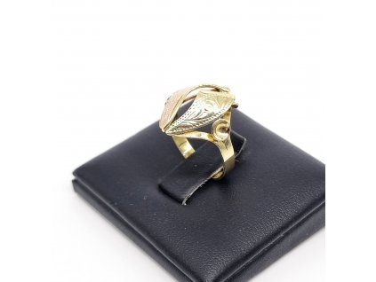 Prsten celozlatý, v. 53, 2,85 g