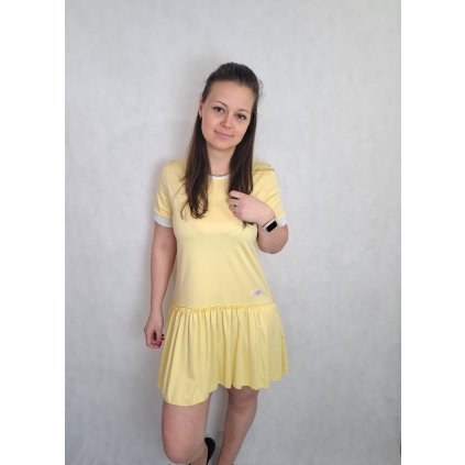 šaty s volánem žluté
