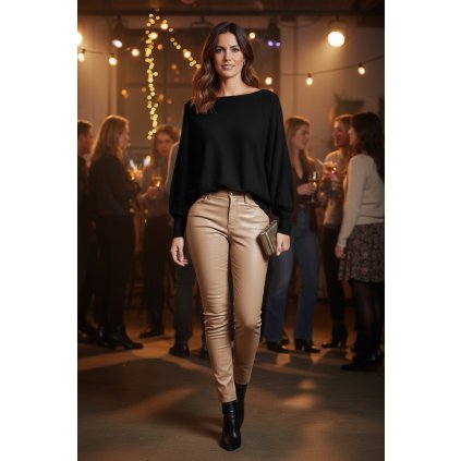 svetřík netopýři střih černý