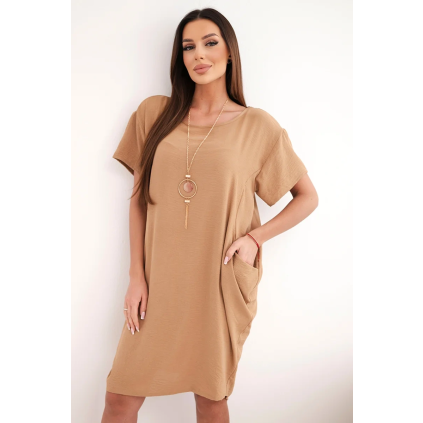 Basic šaty s kapsami a přívěskem camel (Velikost universal, Barva Camelová)