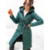dlouhá zimní parka s páskem zelená